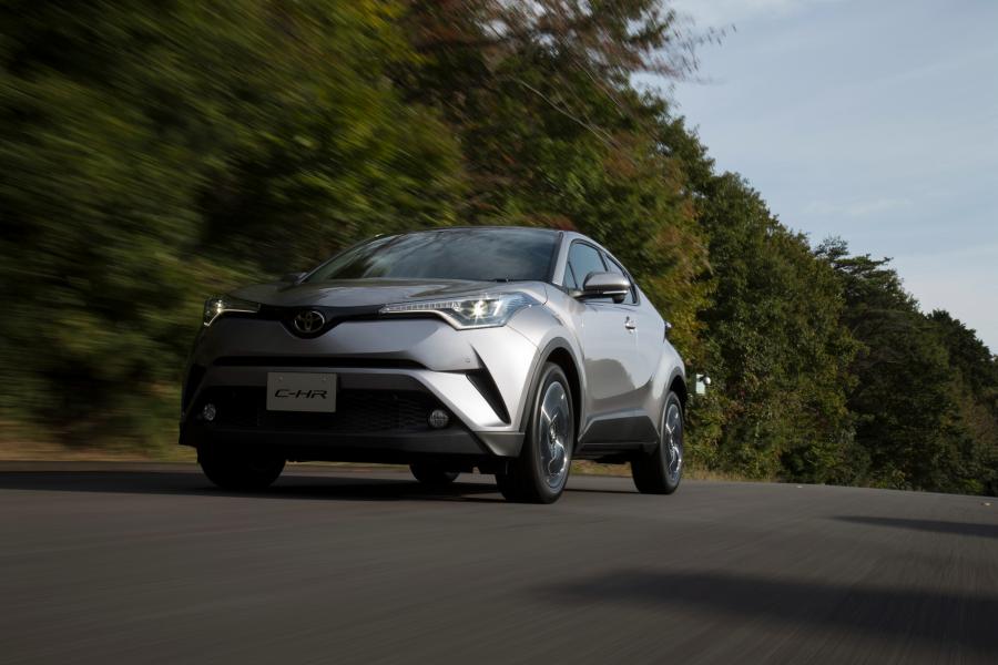 Toyota C-HR 2016 года  (JP) (фото 11 из 18)